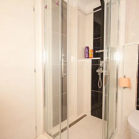 Mit Meerblick Und Direkt Am Kristallklaren Apartment