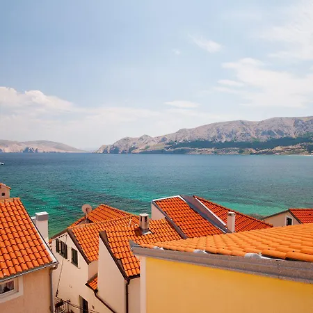 Apartmán Mit Meerblick Und Direkt Am Kristallklaren Baška