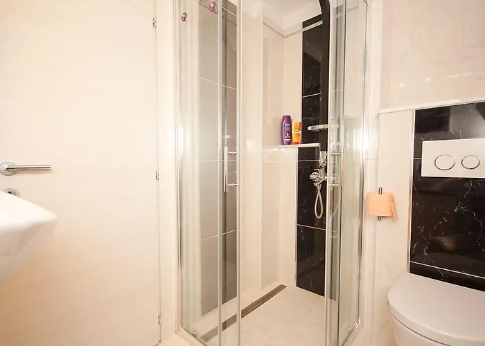Mit Meerblick Und Direkt Am Kristallklaren Apartmán