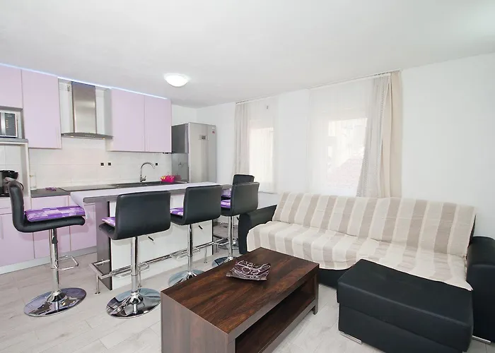 Mit Meerblick Und Direkt Am Kristallklaren Apartmán *
