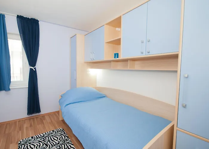 Mit Meerblick Und Direkt Am Kristallklaren * Baška